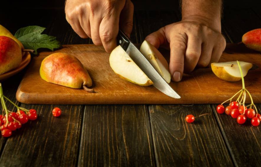 How to Sharpen Kitchen Knives for a Razor-Sharp Edge
