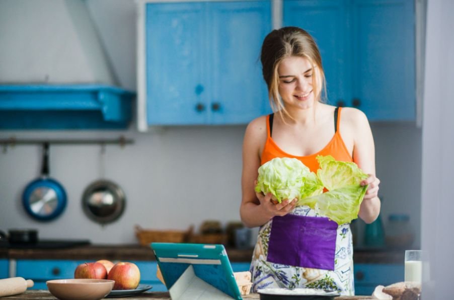 How to Keep Food Fresh Longer Without Wasting Groceries