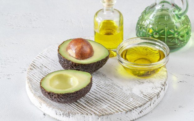 Seven Oils That Perform Well at High Temperatures