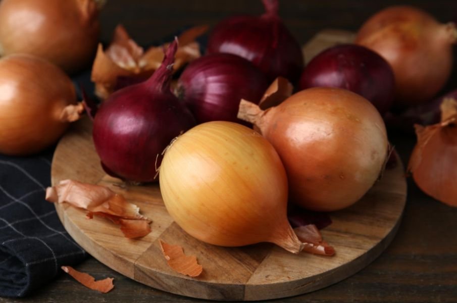 The Main Differences Between Shallots and Onions